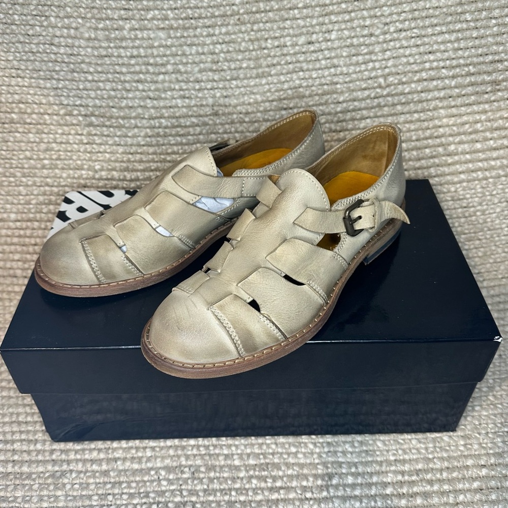 NWT Area Forte Handcrafted Tan Taupe Leather Fisherman Sandals Italy size 37.5